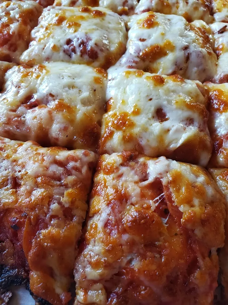 9 in Pepperoni Pizza with Xtra Cheese